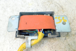 MITSUBISHI CANTER 3.3 TD 95r PRZEŁĄCZNIK PODNOSZENIA SZYBY LEWY