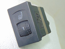 VW PASSAT B5 1997r PRZEŁĄCZNIK PODGRZEWANIA FOTELA