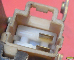 PROTON 400 1.3 99r - SIŁOWNIK ZAMKA LEWY TYŁ