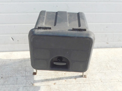 IVECO SCANIA DAF VOLVO SCHOWEK SKRZYNKA DO CIĘŻARÓWKI 35cmx35cmx30cm