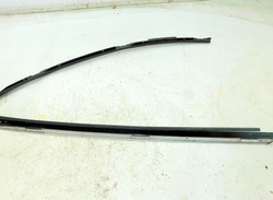 MERCEDES CLK W208 98r LISTWA SZYBY LEWY TYŁ CHROMOWANA 