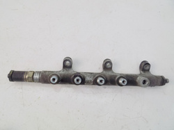 OPEL MOVANO 2.2DTI 01r LISTWA WTRYSKOWA 0445214025