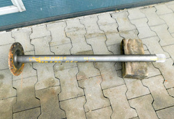 IVECO EUROCARGO 120E21 19,5" 02-08 PÓŁOŚ LEWA TYŁ 41 FREZ 92CM 