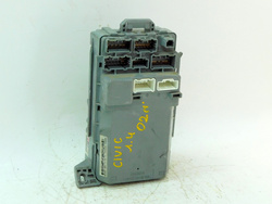 HONDA CIVIC VII 1.4 02r SKRZYNKA BEZPIECZNIKÓW 3820A-S6A-G102