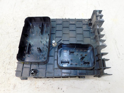 SKODA OCTAVIA II RS 2.0FSI 05r SKRZYNKA BEZPIECZNIKÓW 1K0937124P