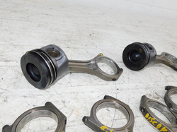 DISCOVERY III L319 2.7TD 04r TŁOK + KORBOWÓD