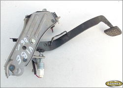 PONTIAC VIBE MATRIX 06r PEDAŁ SPRZĘGŁA + CZUJNIKI