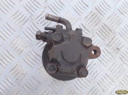 SSANGYONG FAMILY 2.5D 1994r  POMPA WSPOMAGANIA