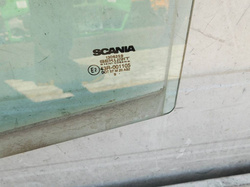 SCANIA P94 260KM 2000r SZYBA DRZWI LEWA