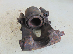 SKODA OCTAVIA I 1.9TDI 98r ZACISK LEWY PRZÓD