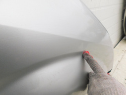 TOYOTA COROLLA VERSO E120 2.0D 2005r BŁOTNIK PRAWY PRZÓD LAKIER 1C0