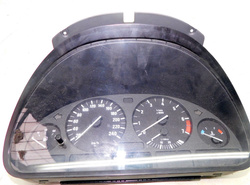 BMW E39 2.5 LICZNIK ZEGARY PRĘDKOŚCIOMIERZ 