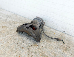 MERCEDES ECONIC 957.661 03r ZACISK PRAWY TYŁ 3 OŚ 