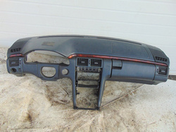 MERCEDES W210 2.2D 98r DESKA ROZDZIELCZA EU