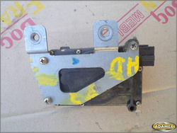 HYUNDAI HD 72 3.9 2000r - SIŁOWNIK ZAMKA LEWY