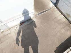 DISCOVERY III L319 04r KLAPA BAGAŻNIKA TYŁ SZYBA