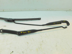 AUDI 80 B4 2.0 94r RAMIONA WYCIERACZEK PRZÓD PARA 