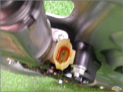 HYUNDAI TUCSON 08r - PODNOŚNIK SZYBY PARWY TYŁ