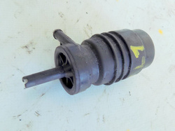 VW LT28 II 2.8 01r POMPKA SPRYSKIWACZY