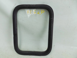 VOLVO FL614 88r SZYBA DRZWI LEWY PRZÓD DOLNA