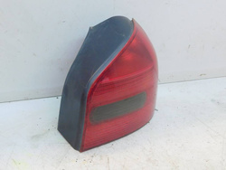 AUDI A3 8L 1.6 96-03r LAMPA PRAWY TYŁ 