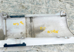 MB ACTROS MP3 MP2 NAROŻNIK POLIK OWIEWKA OBUDOWA PRAWY PRZÓD 