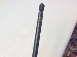 AUDI A6 C5 1999r SIŁOWNIK MASKI