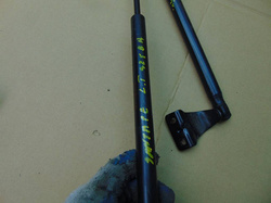 HYUNDAI SANTA FE I 05r SIŁOWNIKI SZYBY BAGAŻNIKA