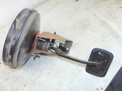 FORD FOCUS Mk1 2.0 USA 06R SERWO 7S432B195BA PEDAŁ