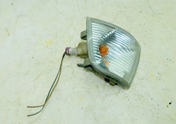 AUDI 80 B4 2.0 94r KIERUNKOWSKAZ LEWY PRZÓD 