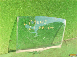 RENAULT LAGUNA II  04r HB - SZYBA DRZWI LEWY TYŁ