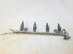AUDI A3 8L 1.8 AUTOMAT 96-03r LISTWA WTRYSKOWA
