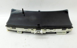 TOYOTA COROLLA E12 2.0 D4D LICZNIK ZEGARY PRĘDKOŚCIOMIERZ