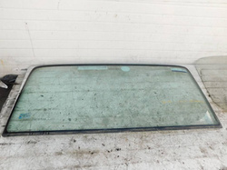 IVECO PACER 260 2005r SZYBA CZOŁOWA PRZEDNIA