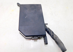 HYUNDAI COUPE TIBURON II 2.7 V6 07r SKRZYNKA BEZPIECZNIKÓW 91205-2C041