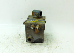 IVECO EUROCARGO 80E21 17,5" 5,9L 04r  POMPKA PODNOSZENIA KABINY 500316981