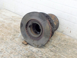 MERCEDES ECONIC 957.661 03r PIASTA ZWROTNICA LEWY TYŁ 2 OŚ 