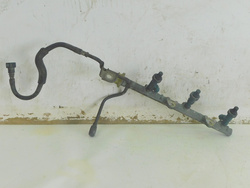 LEXUS RX 300 2001r 97-03 4x4 LISTWA WTRYSKOWA WTRYSKIWACZE 