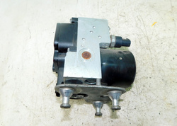 MERCEDES W210 LIFT KOMBI 2.7 01r POMPA ABS A0044314812 0265202493