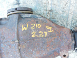 MERCEDES W210 LIFT SEDAN 2.2 CDI 01r DYFERENCJAŁ DYFER MOST TYŁ 2103513308G