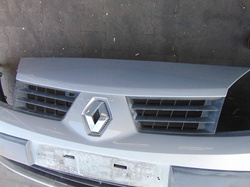 RENAULT SCENIC II 1.5DCI 04r ZDERZAK PRZÓD PRZEDNI