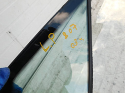 PEUGEOT 807 2.0HDI 2003r SZYBA DRZWI LEWY PRZÓD 