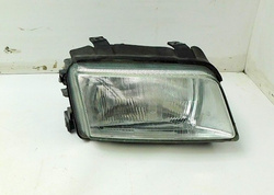 AUDI A4 B5 1.6 94-01 LAMPA REFLEKTOR PRAWY PRZÓD 8D0941030 