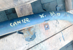 MITSUBISHI CANTER 3.3 TD 95r BELKA PAŁĄK MOCOWANIE ZAWIESZENIE KABINY 