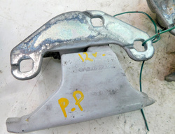 MB ACTROS MP4 12r EURO 5 ZAWIASY DRZWI PRAWY PRZÓD PARA 