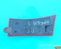 OPEL OMEGA B 2.0 8V 94r KOMBI - ODBLASK PRAWY TYŁ