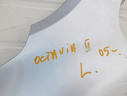 SKODA OCTAVIA II 2005r BŁOTNIK LEWY PRZÓD LA7W