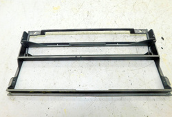 BMW E39 2.5 RAMKA RADIA PANEL KONSOLI 