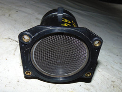 AUDI A4 B5 1.6 97r PRZEPŁYWOMIERZ LM1068