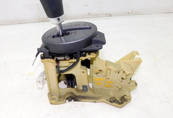 HYUNDAI COUPE TIBURON II 2.7 07r LEWAREK WYBIERAK BIEGÓW AUTOMAT 